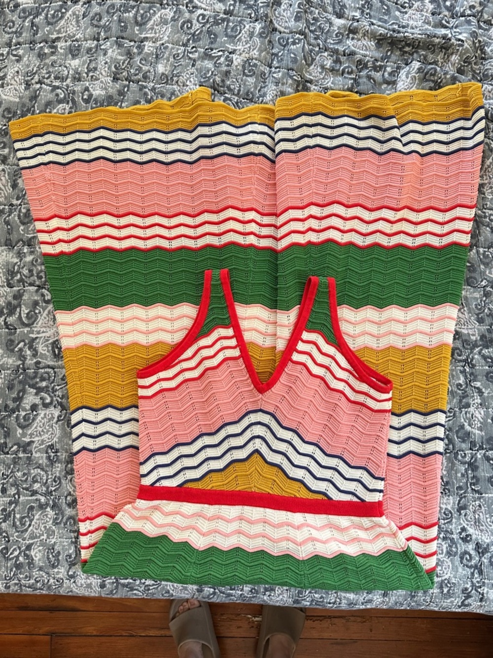 Boden V-Neck Maxi Knitted Dress in Multi Stripe (8R) - Picture 4 of 8